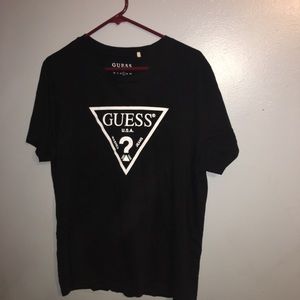 Guess tee
